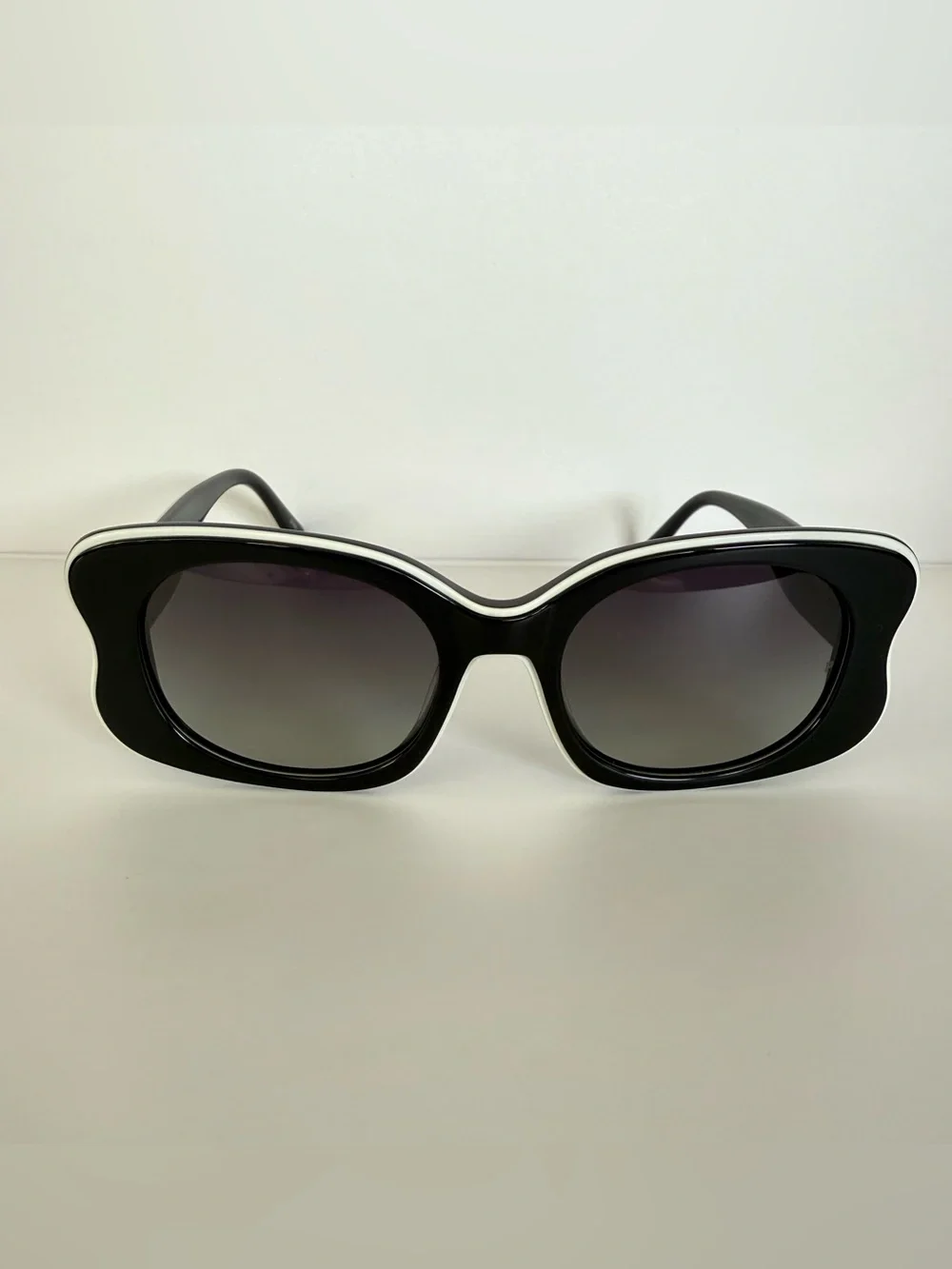 NEW!!! Mo sunglasses European Brand Retail 350$